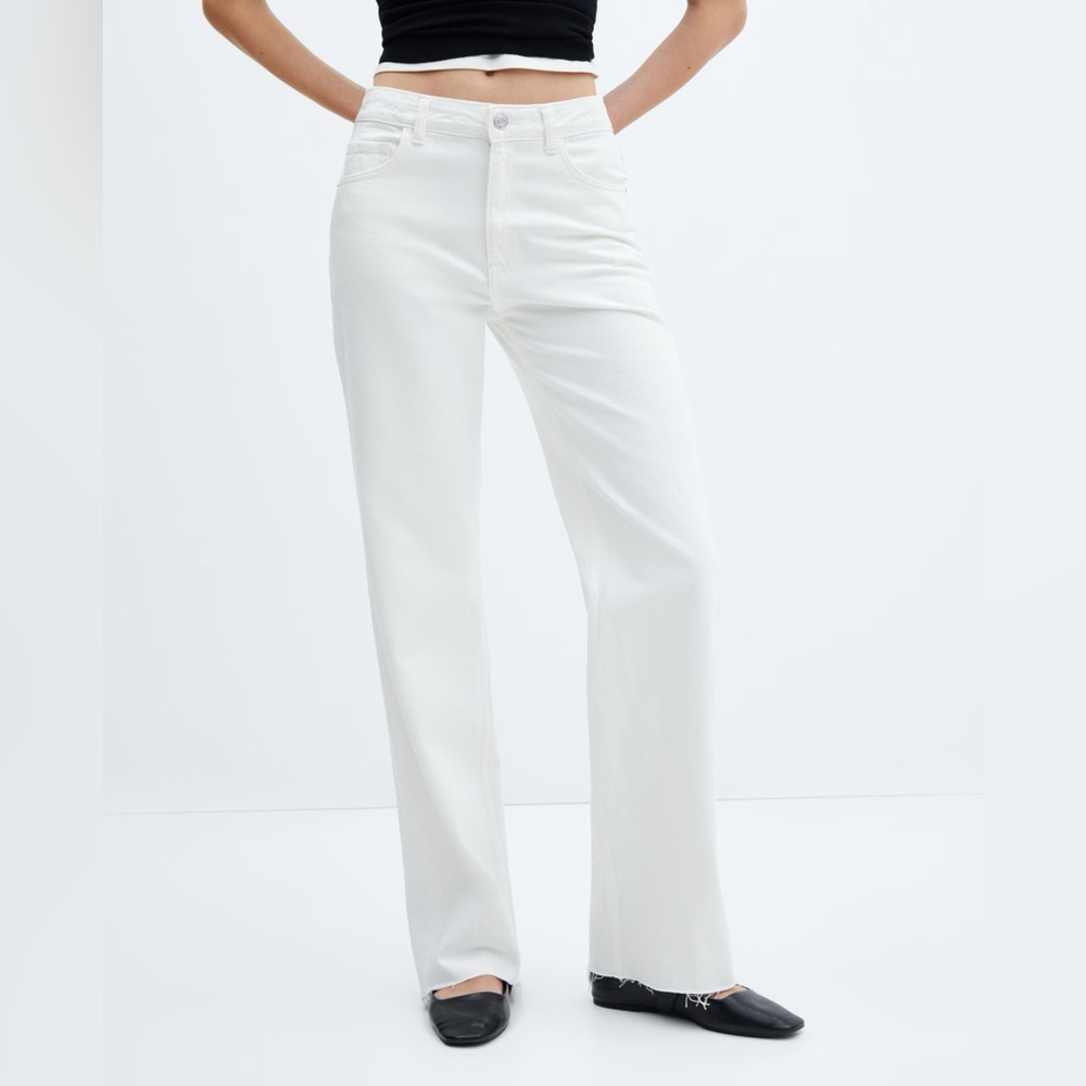 MANGO White wideleg jeans with distressed ends US 6